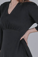 Michela sort kjole