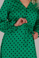 Mette grønn polkadot kjole