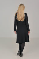 Borghild sort jacquard kjole